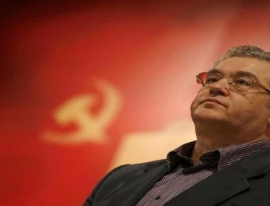 Δ. Κουτσούμπας για Novartis: «Όνειδος η θέση Τσίπρα ότι οι ανώνυμοι μάρτυρες είναι ήρωες»